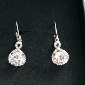 🎉 Cate & Chloe CZ Drop Earrings